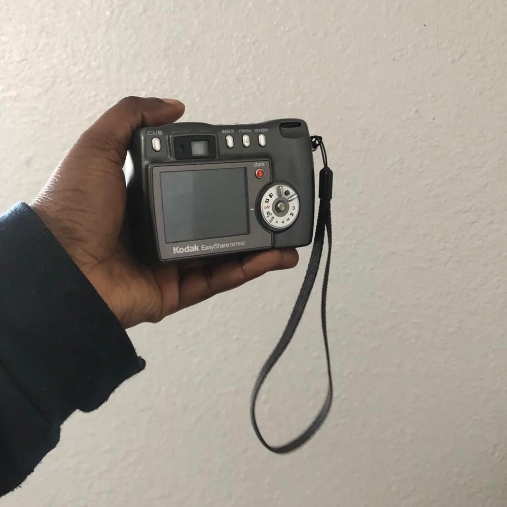 Kodak EasyShare DX7630 6.1MP Zoom Digital Camera & Battery & Charger WORKS GREAT